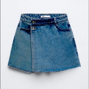 Zara Women’s denim skort - NEVER BEEN WORN